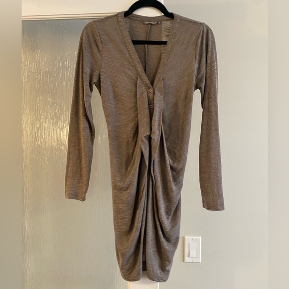 Sandwich, V-Neck Button Down Blouse, Tie Back, Taupe Beige, Size Small, EUC - Picture 3 of 5